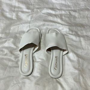Lintervalle sandal flats